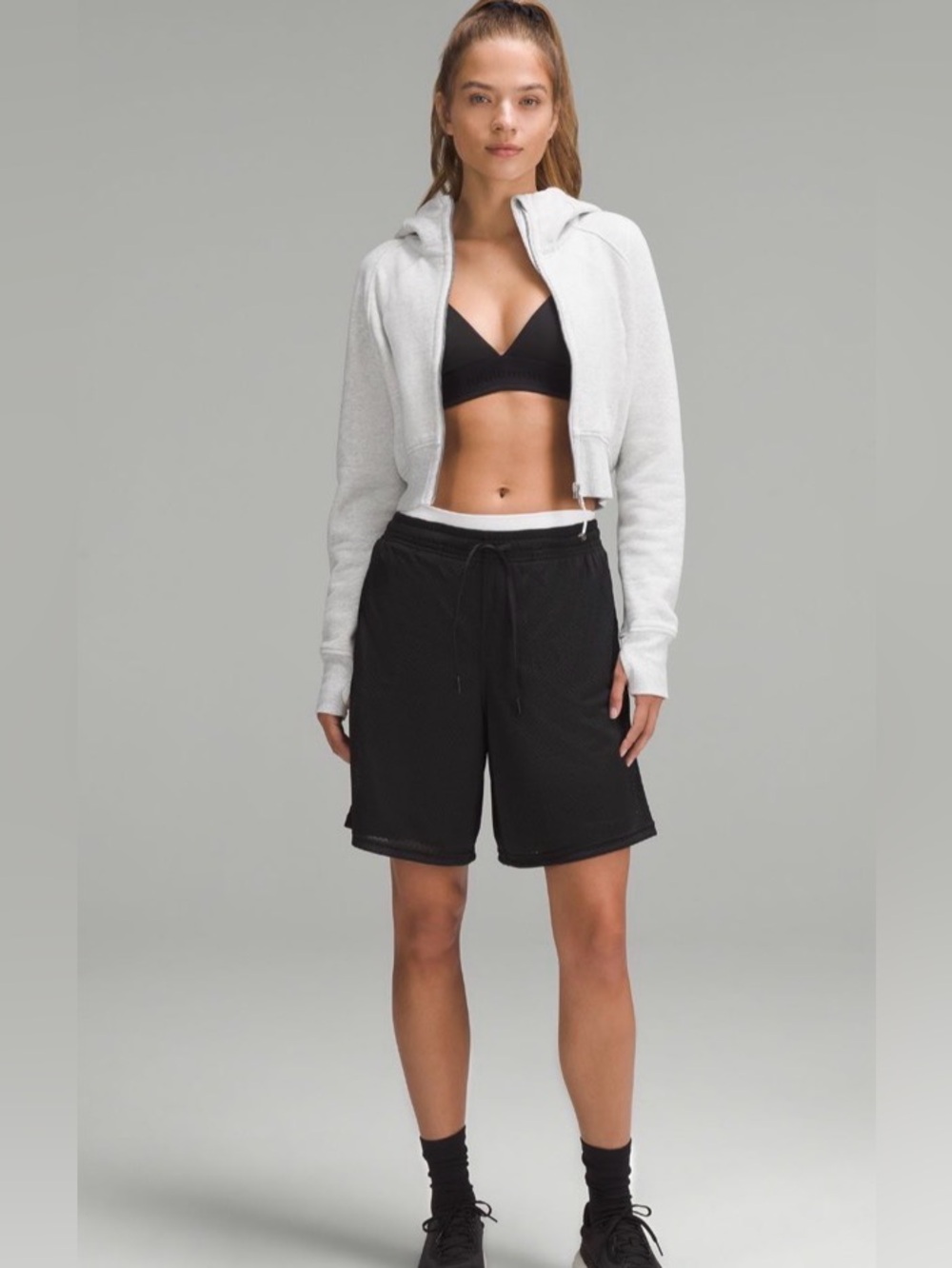 Lululemon Relax Fit Mesh Training  Shorts 8” Size 12